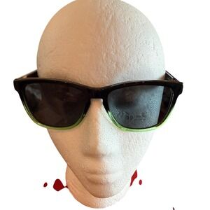MS Polarized Cat Eye Sunglasses Black Green Lens CAT 3 Retro Eyewear